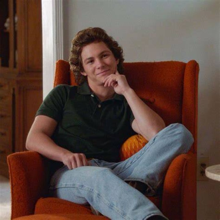 10 Potret Montana Jordan, Aktor 'Young Sheldon' yang Menarik Hati