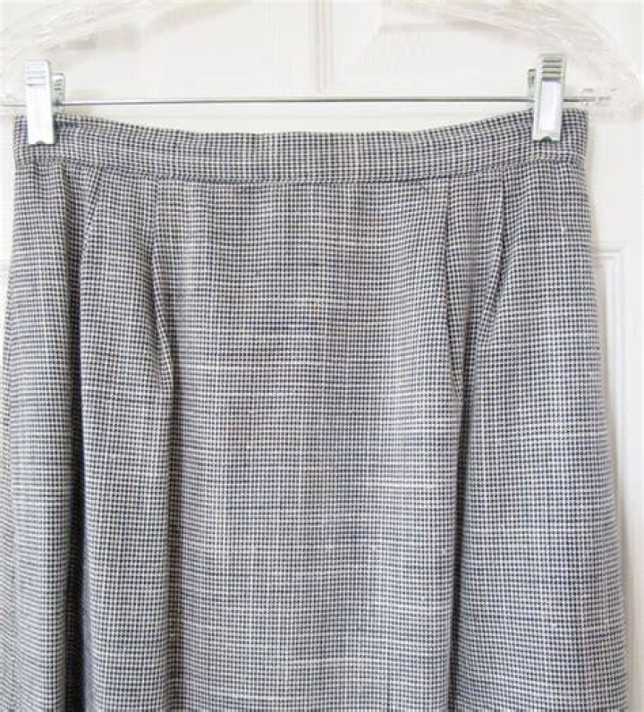 10 TALL Allison Gail Blue Herringbone Lined Skirt Gem