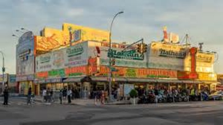 14 Hot and Juicy Facts About Nathan's Famous Mental Floss