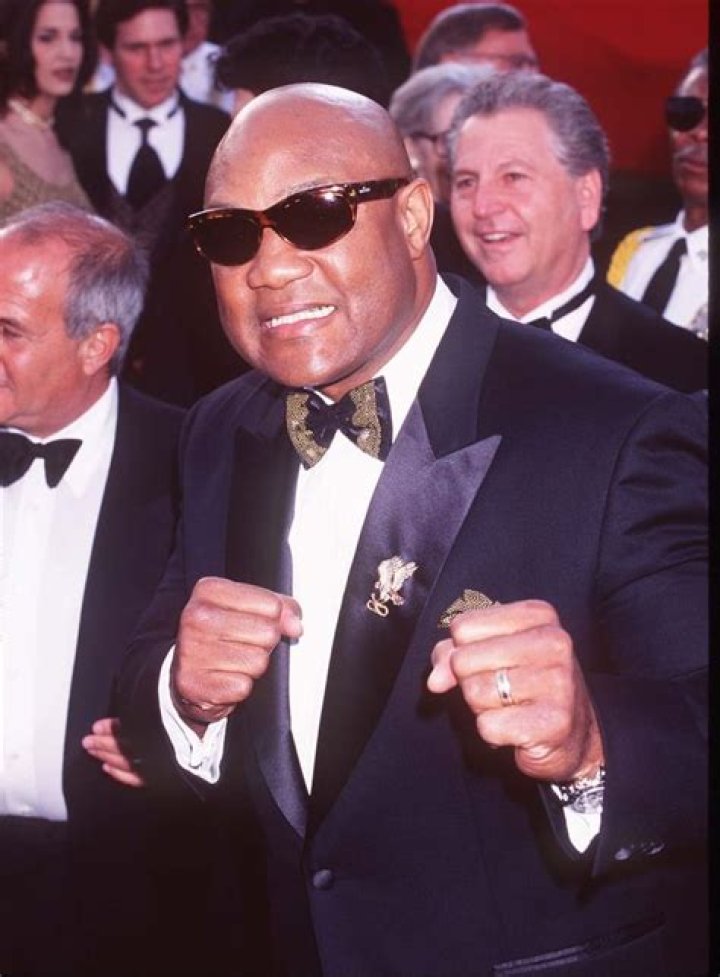 19 Things That Happened At The 2000 Golden Globe Awards Dresses to