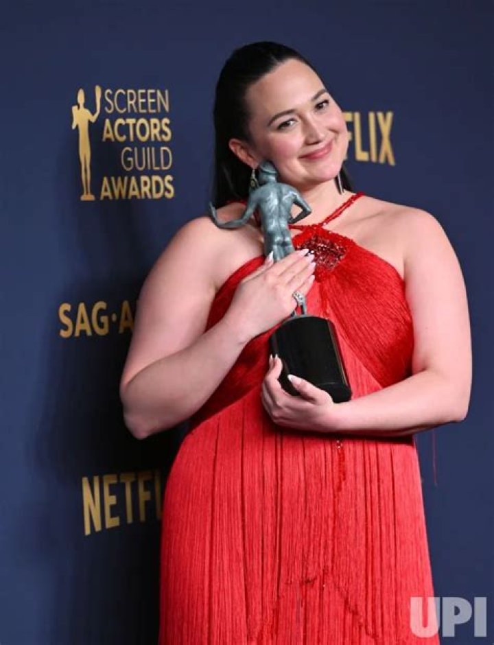 2024 SAG Awards Lily Gladstone Wins For 'Killers of the Flower Moon'