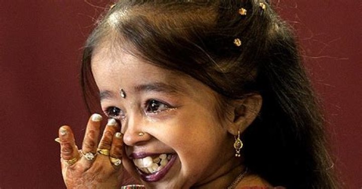 2foot tall Indian woman named world's shortest CBS News