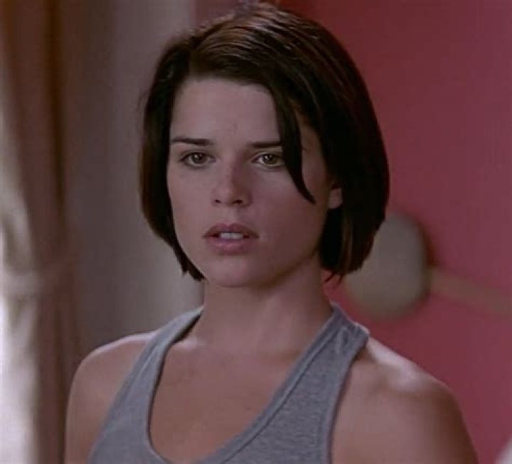 55+ Hottest Neve Campbell Boobs Pictures Will Make You Hot Under You