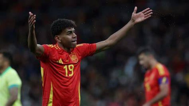 6 Facts About Lamine Yamal, the 16YearOld MoroccanSpanish Footballer