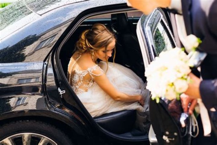 A pictureperfect wedding! Racing driver Carlos Sainz Sr's daughter Ana
