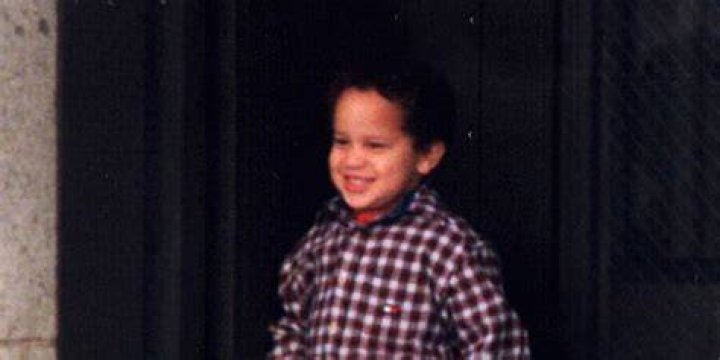 Aaron Kendrick De Niro Is Biracial Lives a Quieter Life than Twin