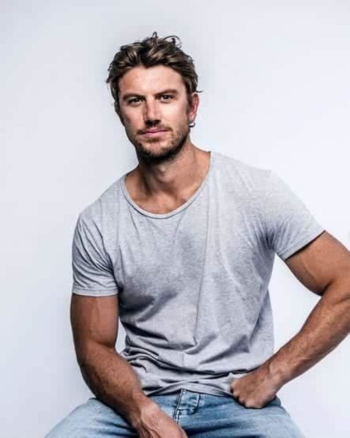 Adam Demos Biography, Wiki, Height, Age, Girlfriend & More
