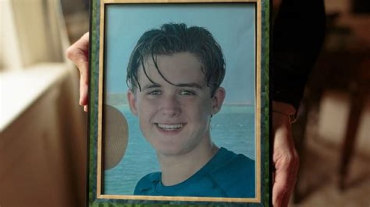 After Student&rsquo;s Suicide, an Elite School Says It Fell &lsquo;Tragically Short
