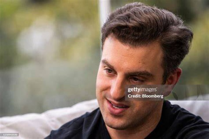 Airbnb CEO Brian Chesky's greatest leadership lesson Business Insider