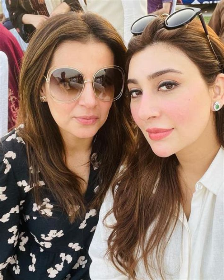 Aisha Uqbah Malik spotted at a recent wedding with her family