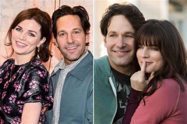 Aisling Bea beams next to &lsquo;TV husband&rsquo; Paul Rudd as fans all say same