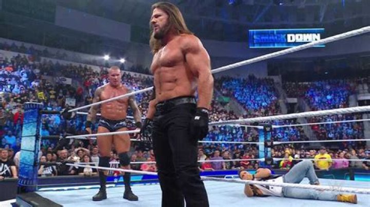 AJ Styles Returns On WWE SmackDown With Surprising New Look (PHOTO)