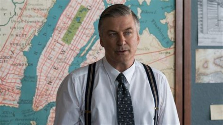 Alec Baldwin calls for police presence on film sets with guns after