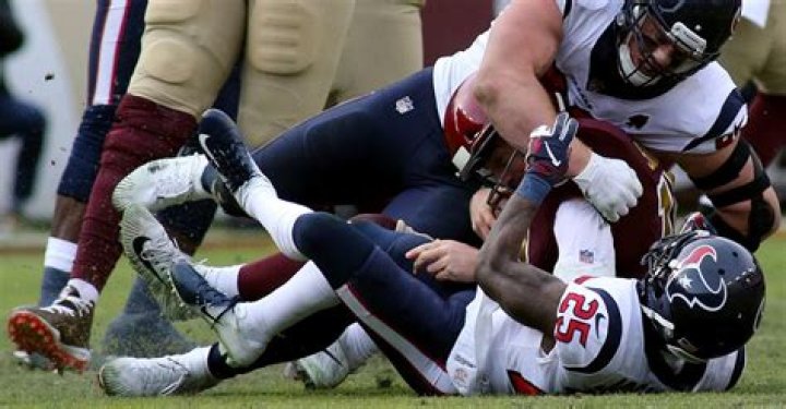 Alex Smith Out for the Season After Breaking His Leg in Two Places