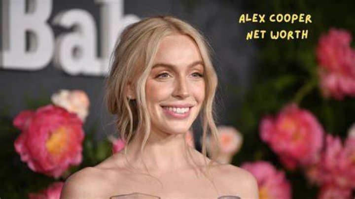 Alexandra Cooper Net Worth Is the podcaster married? Famous People