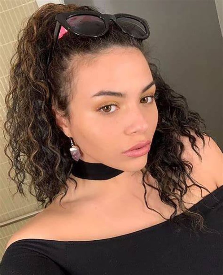 Alexandria Zahra Jones's Age, Height, Net Worth, David Bowie's Daughter