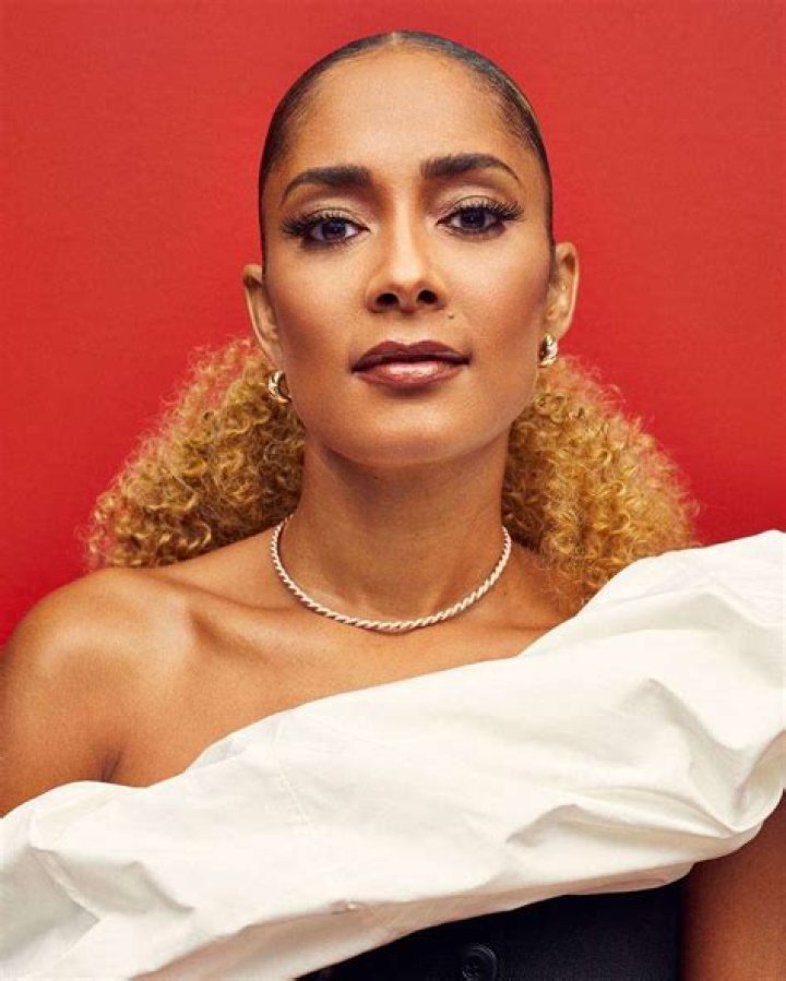 Amanda Seales Receives Caribbean Luminary Award REAL FM GRENADA