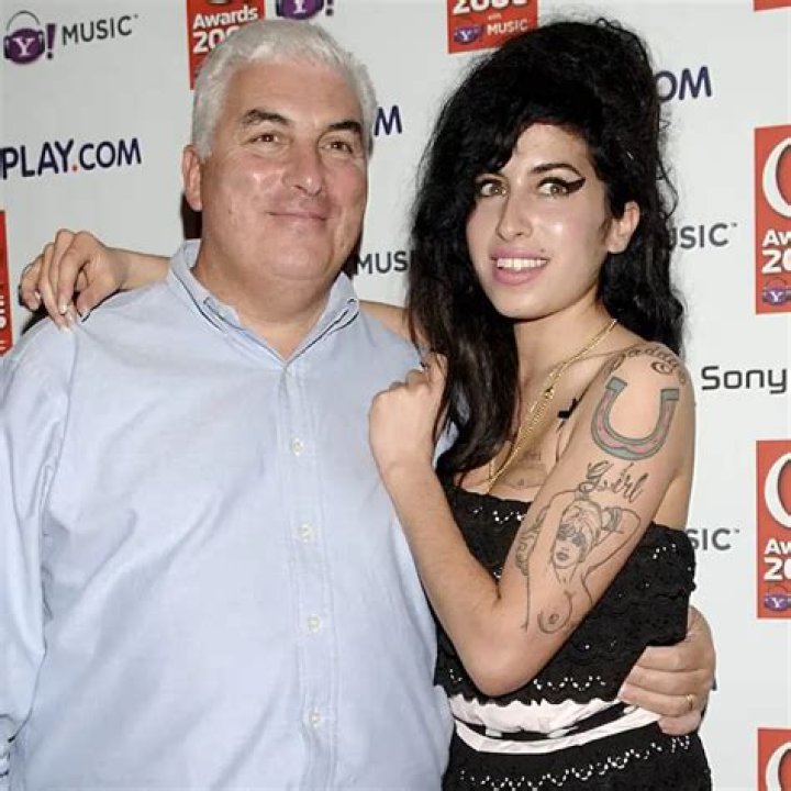 Amy Winehouse celebrity net worth salary, house, car