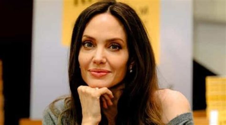 Angelina Jolie Height, Age, Bio, Weight, Body Measurements, Net Worth