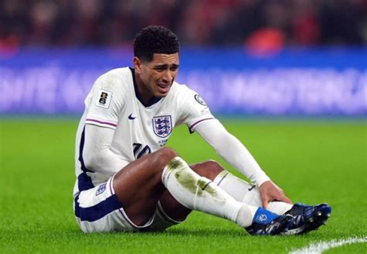 Angleterre Bellingham devient le plus jeune joueur &agrave; avoir disput&eacute; un