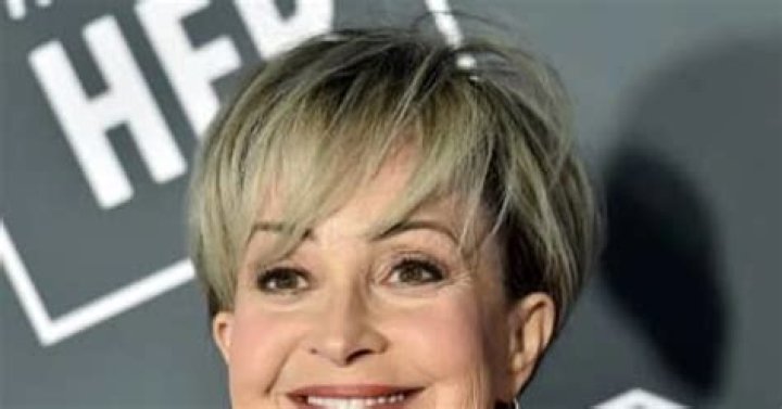 Annie Potts Net Worth A Versatile Actress With A Lasting Legacy