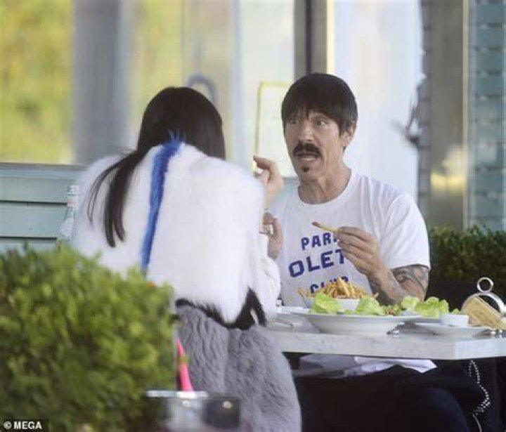 Anthony Kiedis, 60, dines out with Ukrainian contortionist Marina