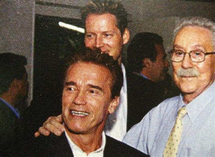 Arnold Schwarzenegger family siblings, parents, children, wife.