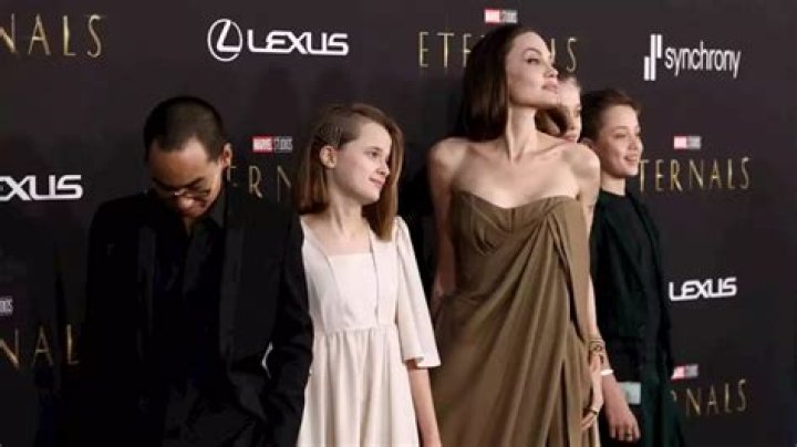As&iacute; es Vivienne, hija de Angelina Jolie que ahora ser&aacute; su asistente