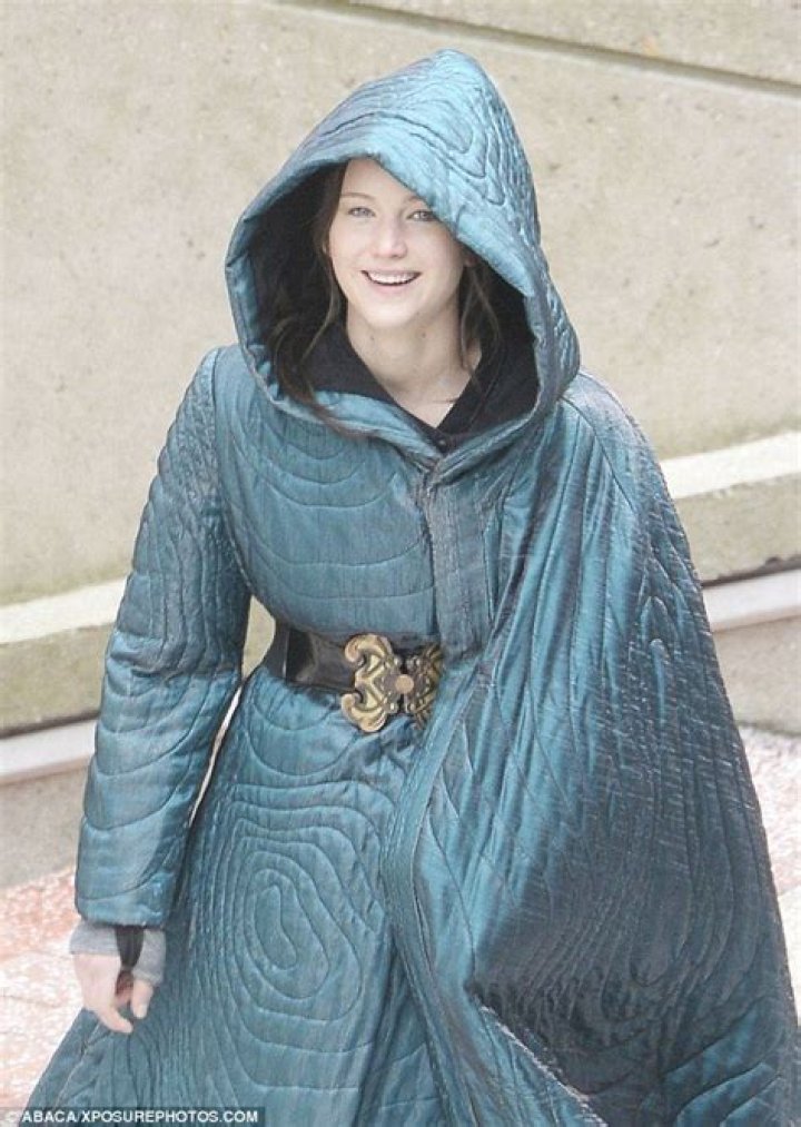 Back on set, Jennifer Lawrence liplocks with Timoth&eacute;e Chalamet in &lsquo;Don