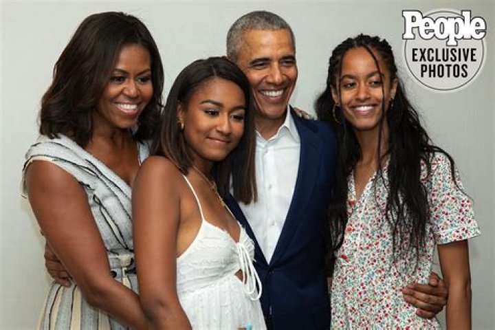 Barack Obama Shares New Family Photo, Says Sasha and Malia Are Friends