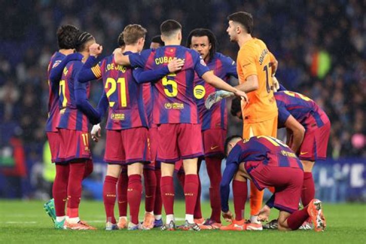 Barcelona &lsquo;optimistic&rsquo; about new contract for Lamine Yamal report