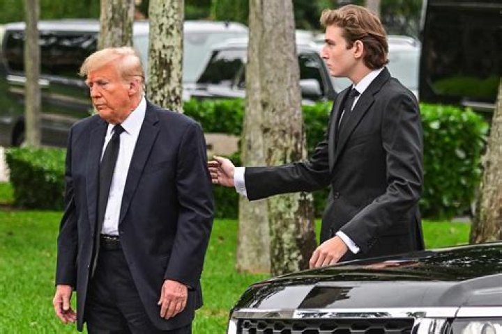 Barron Trump&rsquo;s private school will begin with virtual classes only