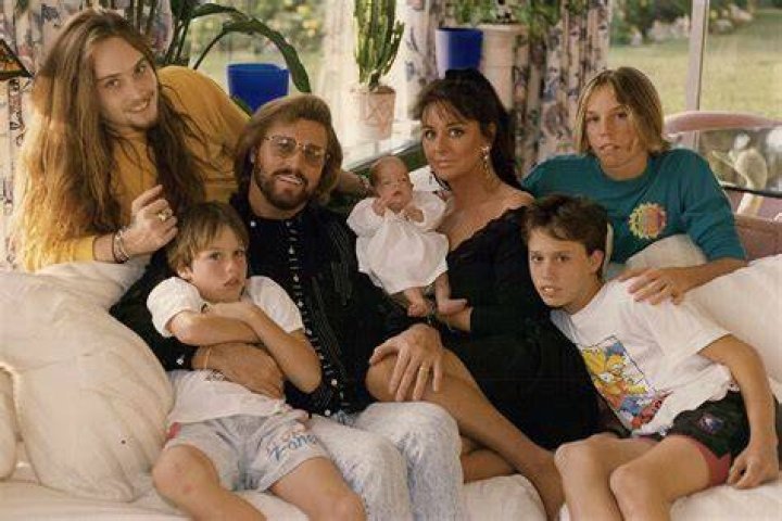 Barry Gibb says &lsquo;trapped&rsquo; Michael Jackson &lsquo;didn&rsquo;t know who his friends
