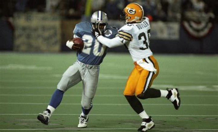 Barry Sanders vs. the Green Bay Packers by Bob McGinn