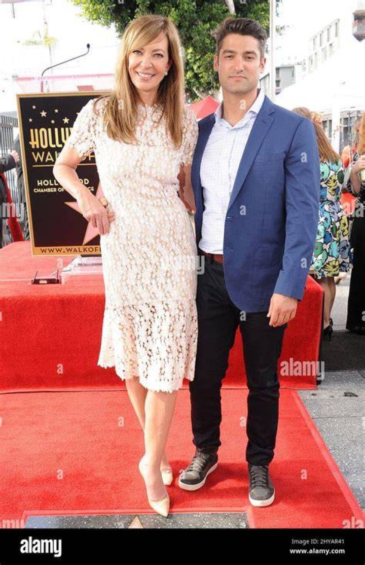 Behold Allison Janney, Patron Saint of Late Bloomers Allison janney