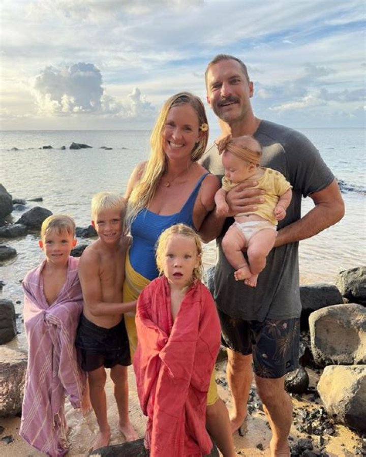 Bethany Hamilton 3rd Child With Husband Adam Dirks Us Weekly