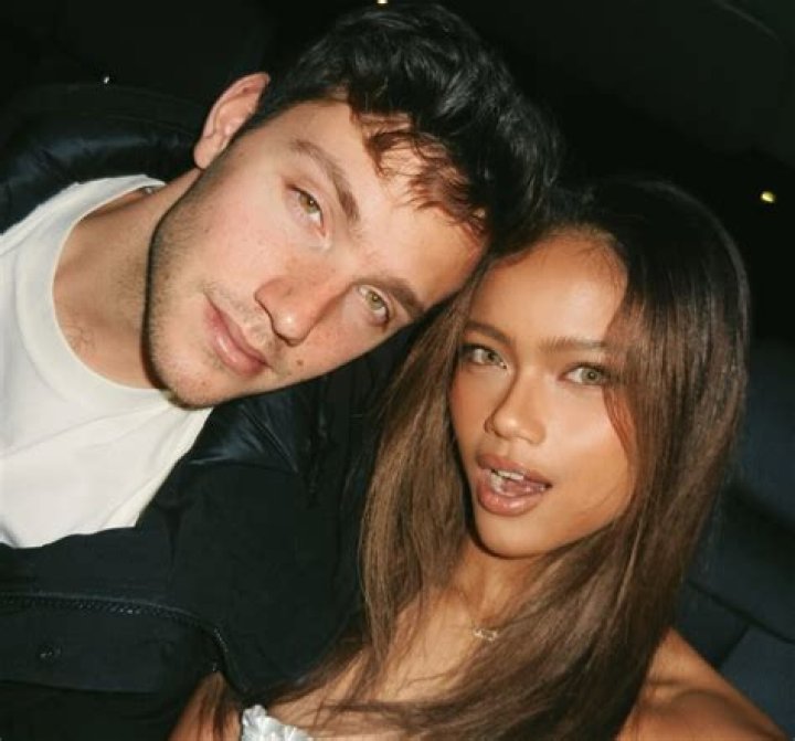 Bianca Bustamante Boyfriend Is She Dating Erwan Thomas