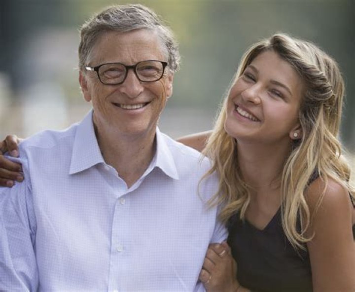 Bill Gates and teen daughter share love for author John Green and pen