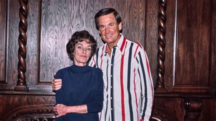 Bob Barker Biography, Wife, Children, Net Worth, Death