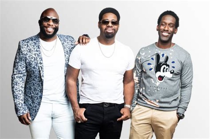 Boyz II Men Are Nathan and Wanya Morris Related?