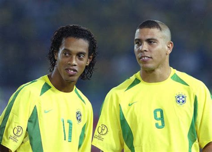 Brazilian legend Ronaldinho to come out of retirement at 39 to play for