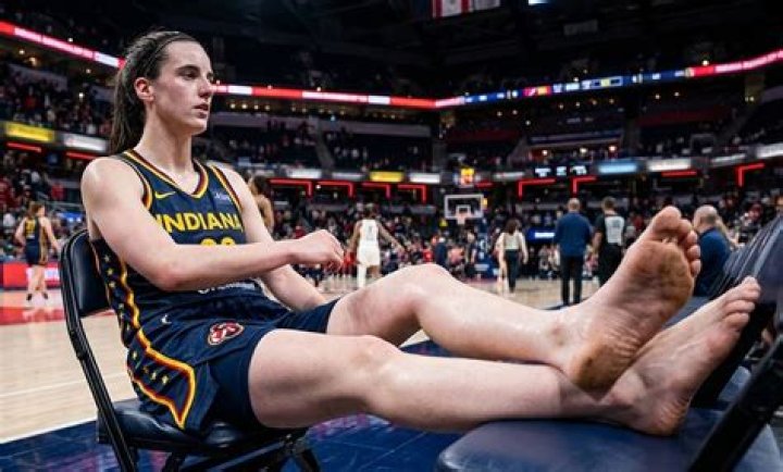 Caitlin Clark Feet (18 photos)