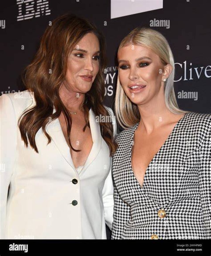 Caitlyn Jenner, Sophia Hutchins Sexy (58 Photos) PinayFlixx Mega Leaks