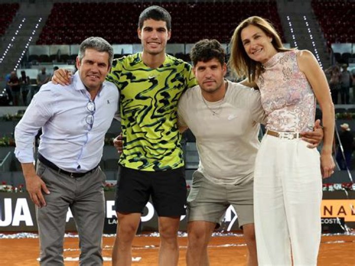 Carlos Alcaraz's Girlfriend: Who Is He Dating?