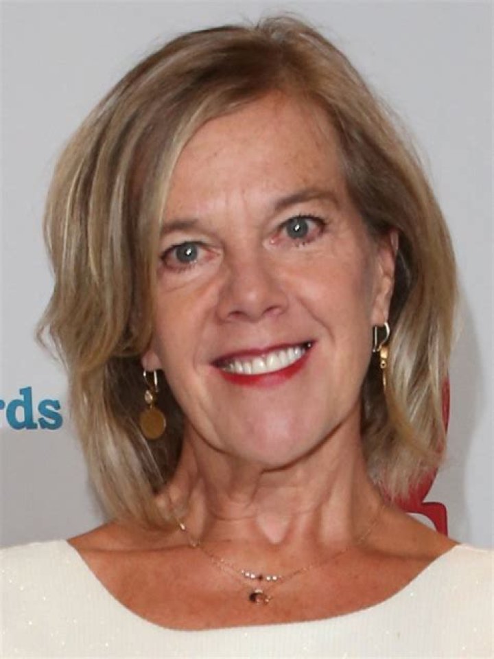 Carolyn Pickles AlloCin&eacute;