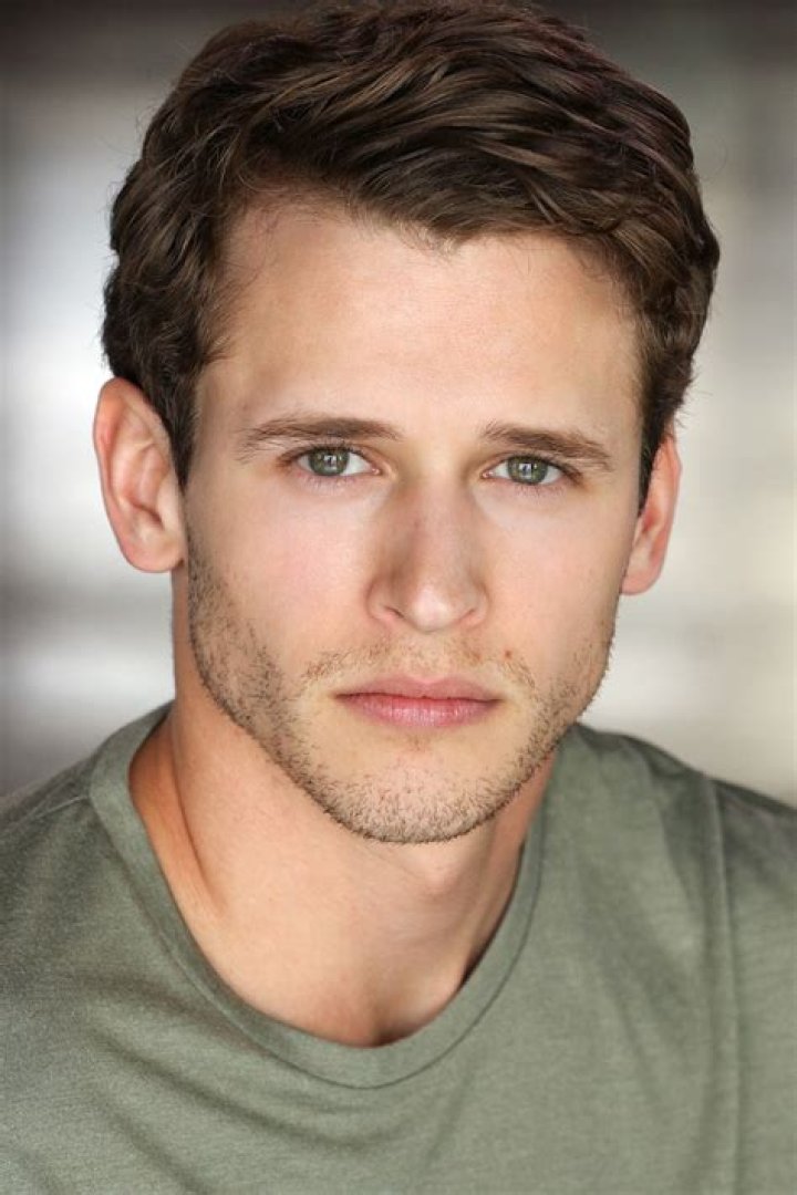 Cayden Boyd's Wiki Girlfriend, Height, Net Worth, Family, Height