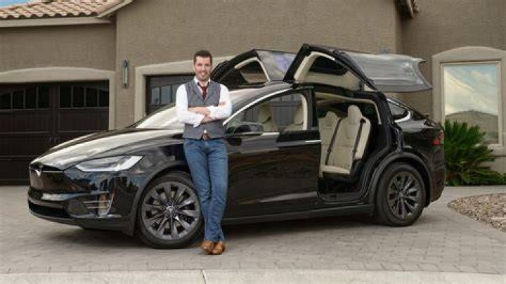 Celebrity Drive Jonathan Scott of HGTV's "Property Brothers Forever