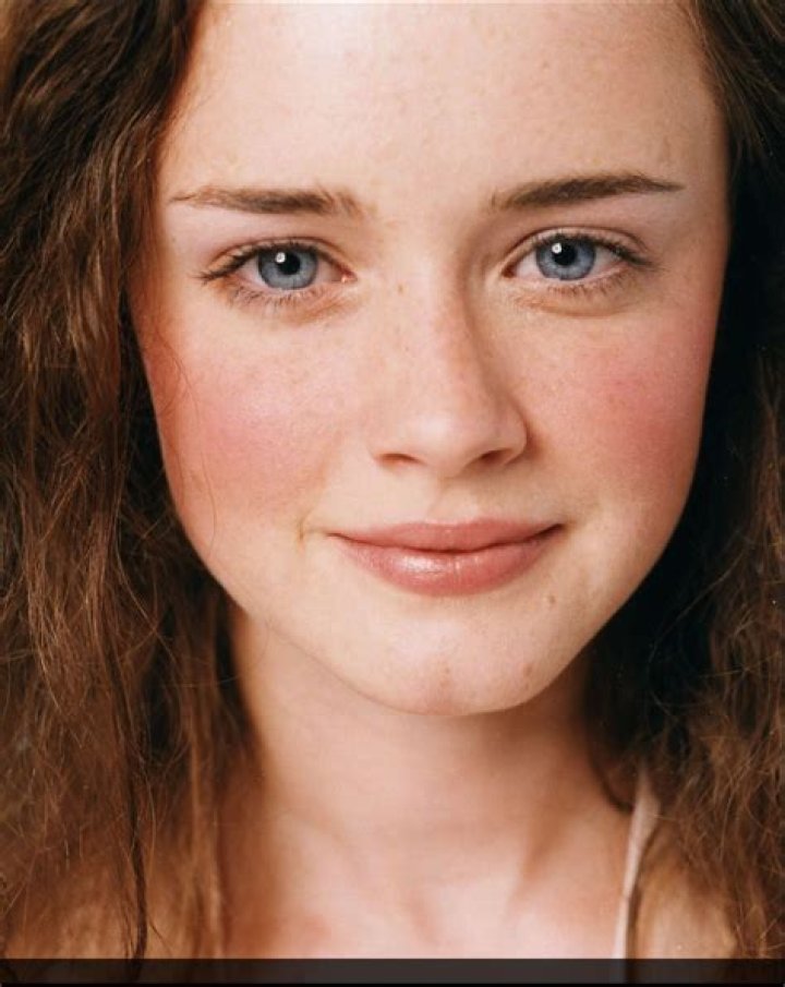 Celebrity Headshots From Before They Were Famous Angelina jolie young