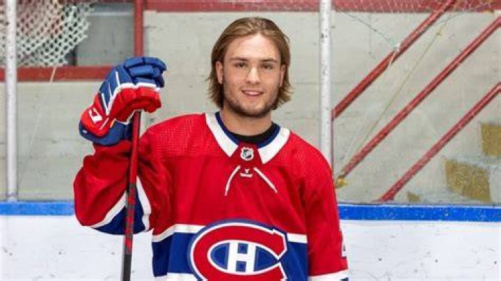 Championnat junior mondial de hockey Joshua Roy sur la glace aujourd'hui