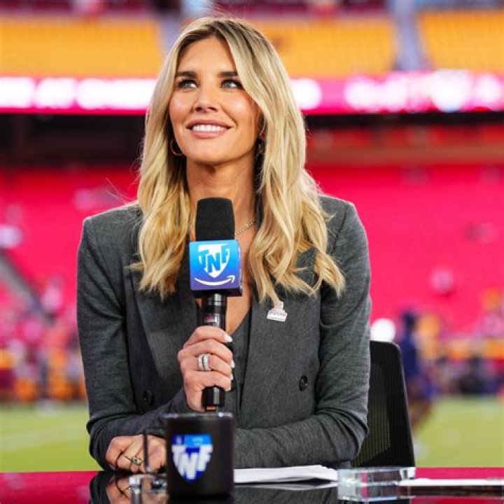 Charissa Thompson's College Experience: A Retrospective